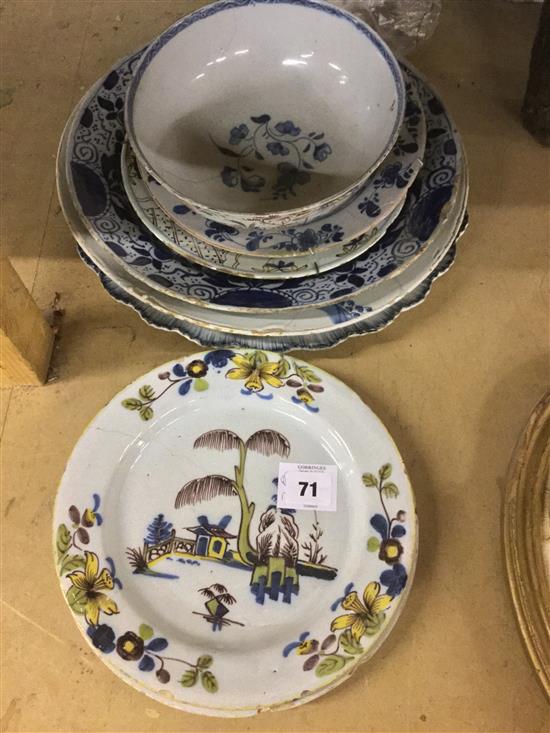 8 items of Delftware